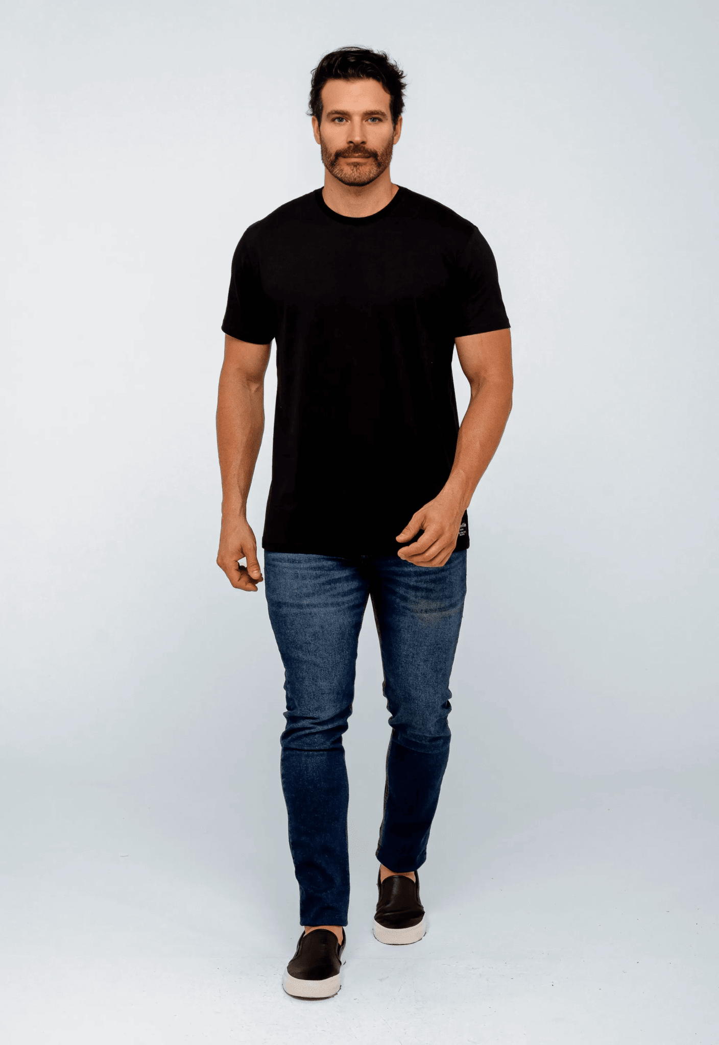 Camiseta Calvin Klein Jeans Lisa Bottom Front - Henri Store