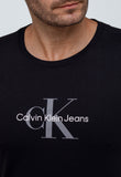 Camiseta Calvin Klein Jeans Logo Center - LIVE - Henri Store