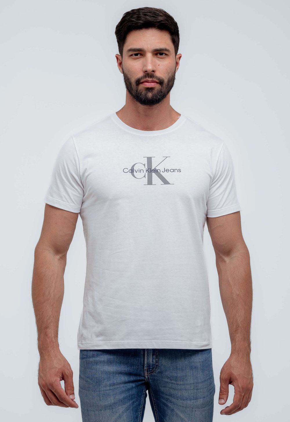 Camiseta Calvin Klein Jeans Logo Center - LIVE - Henri Store