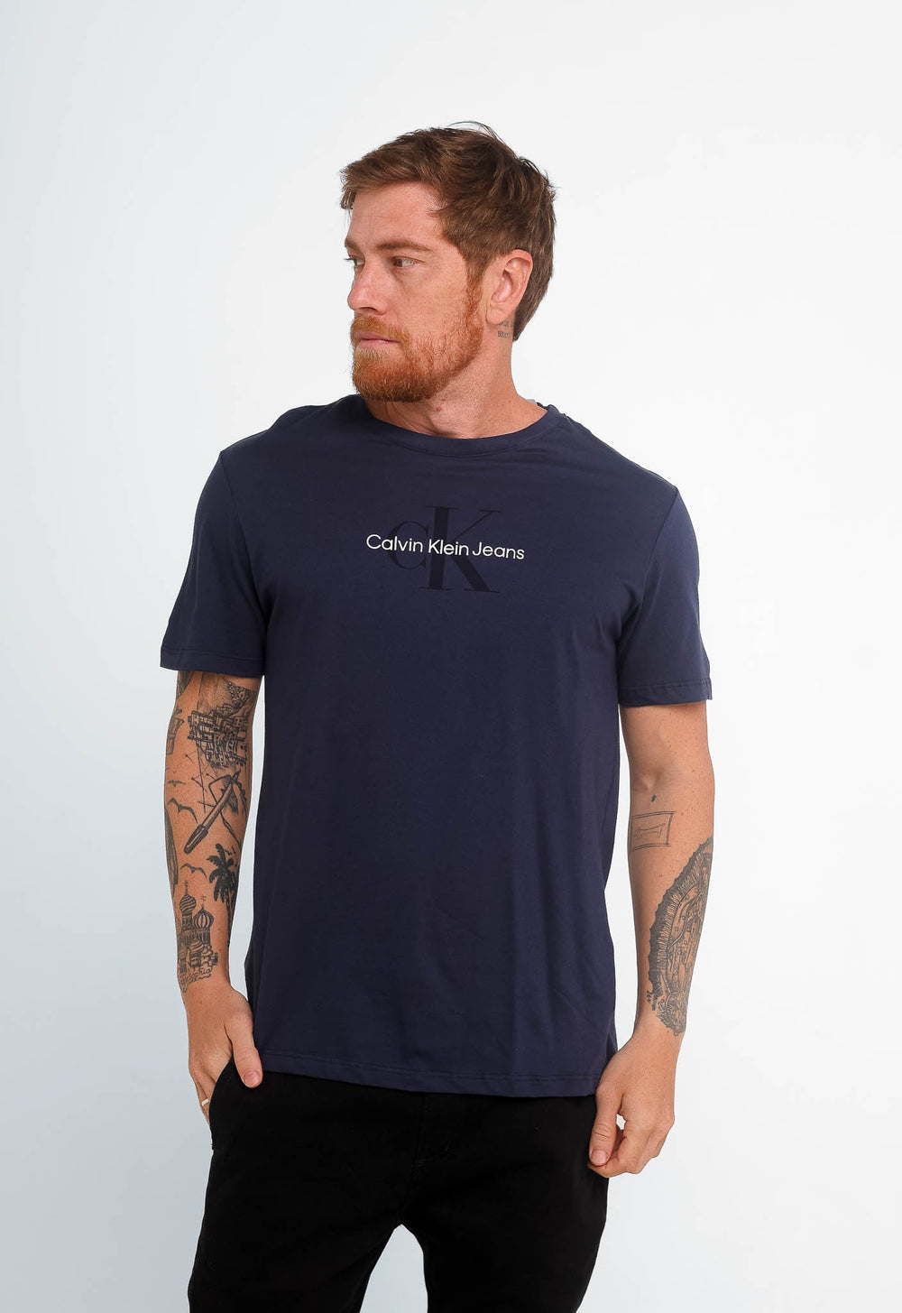 Camiseta Calvin Klein Jeans Logo Center - LIVE - Henri Store
