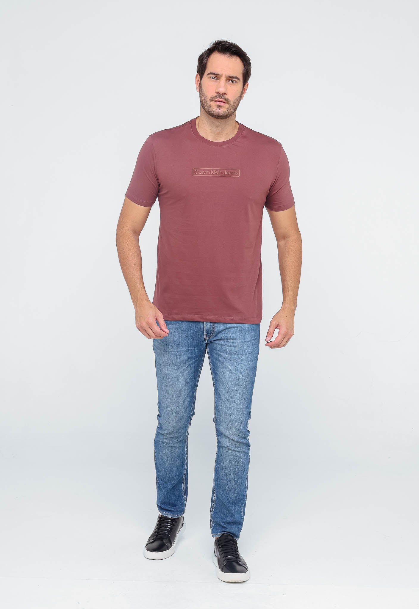 Camiseta Calvin Klein Jeans Logo Central Alto Relevo - Henri Store