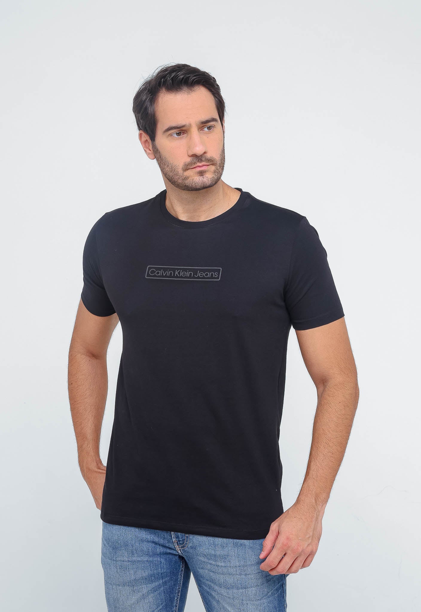 Camiseta Calvin Klein Jeans Logo Central Alto Relevo - Henri Store