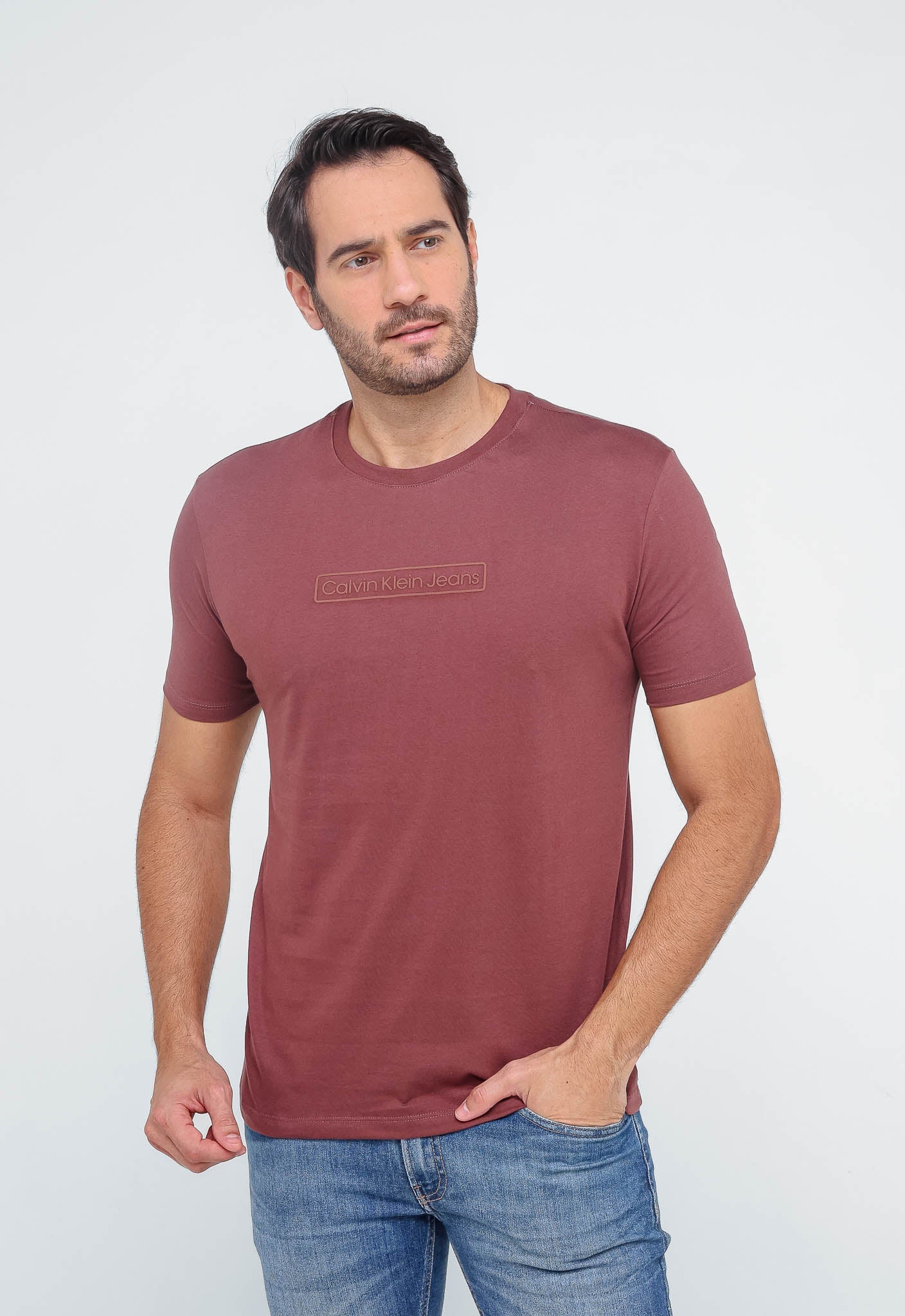 Camiseta Calvin Klein Jeans Logo Central Alto Relevo - Henri Store