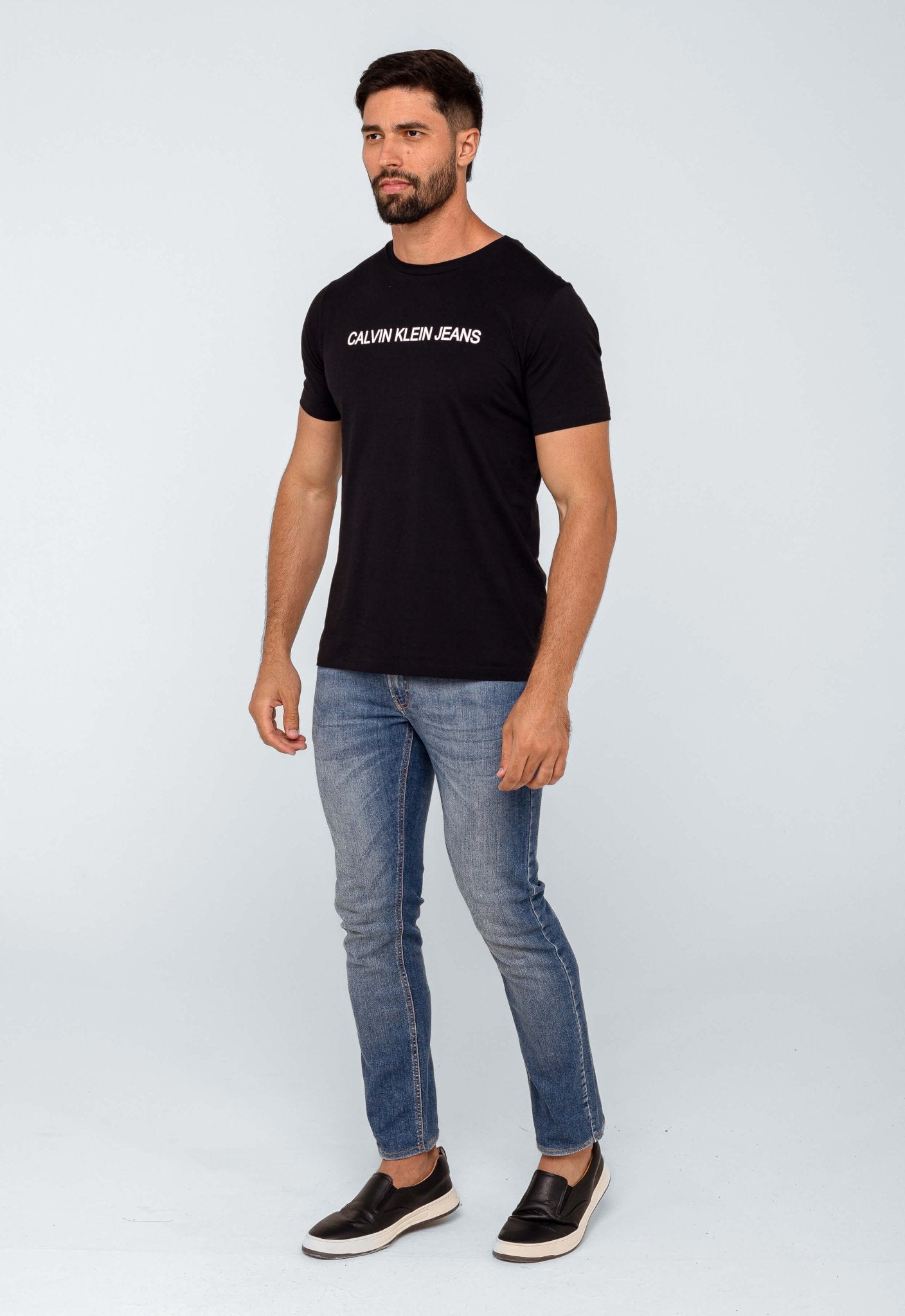 Camiseta Calvin Klein Jeans Logo Central CK - Henri Store