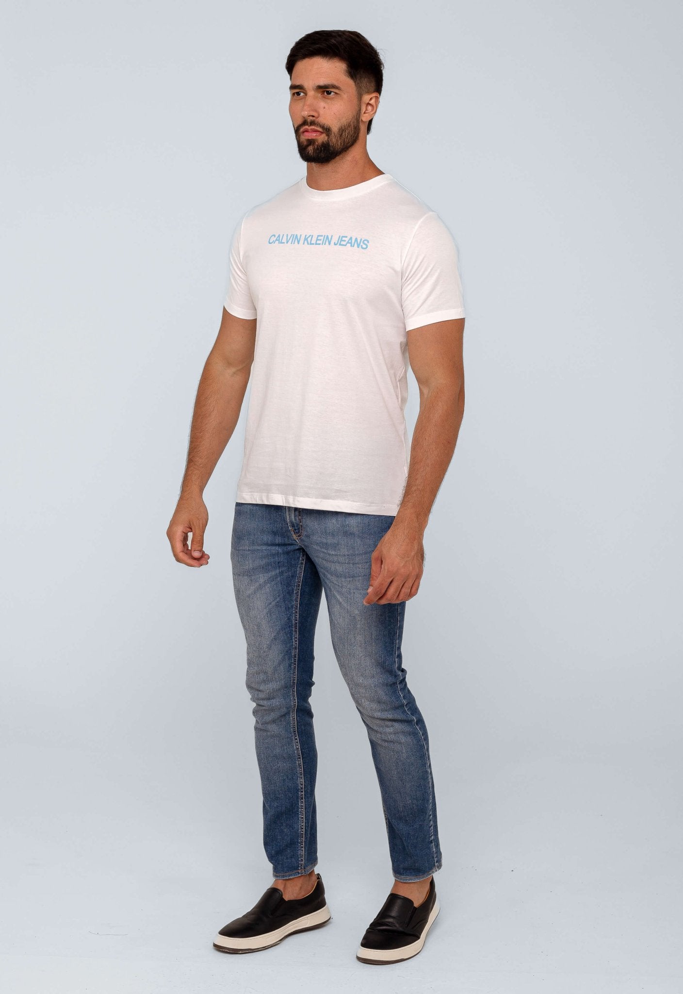 Camiseta Calvin Klein Jeans Logo Central CK - Henri Store