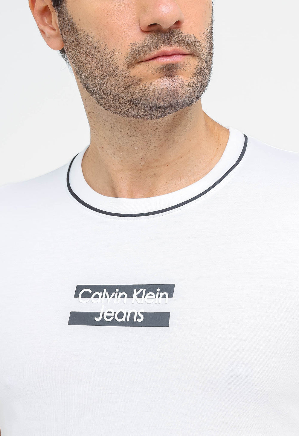 Camiseta Calvin Klein Jeans Logo Central Friso - Henri Store