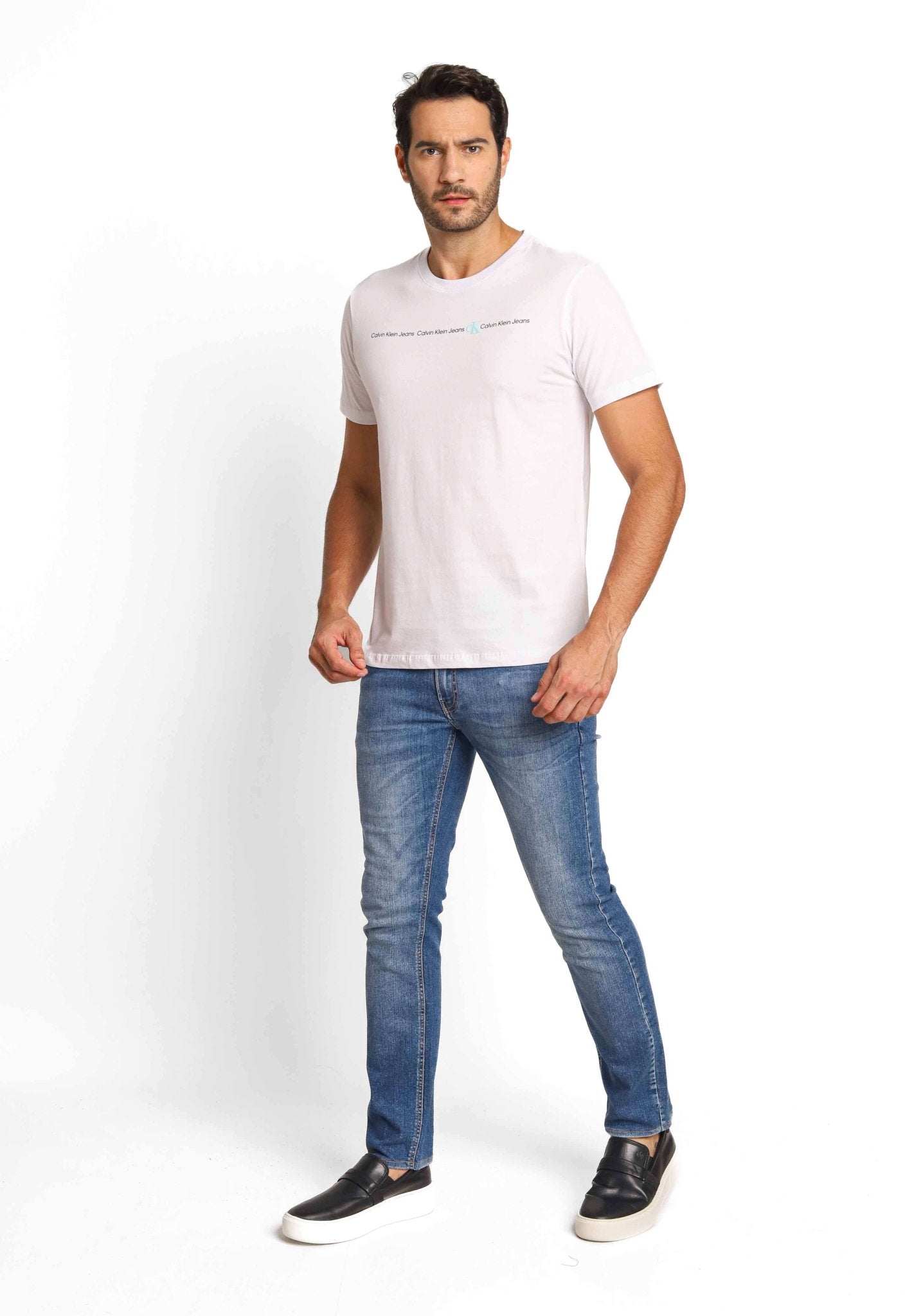 Camiseta Calvin Klein Jeans Logo Central- Sale - Henri Store