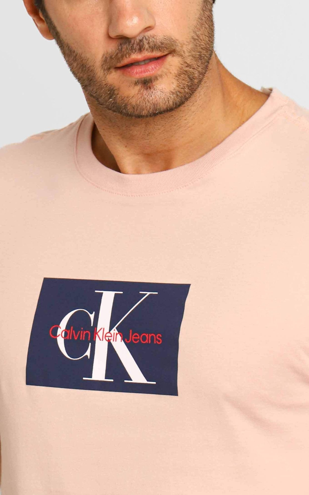 Camiseta Calvin Klein Jeans Logo Central - Sale - Henri Store