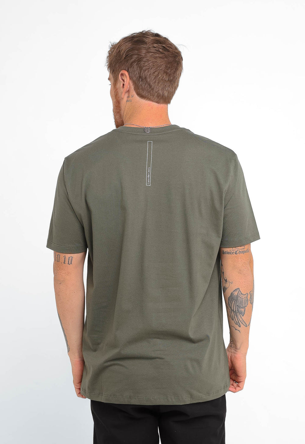 Camiseta Calvin Klein Jeans Logo Central - Sale - Henri Store