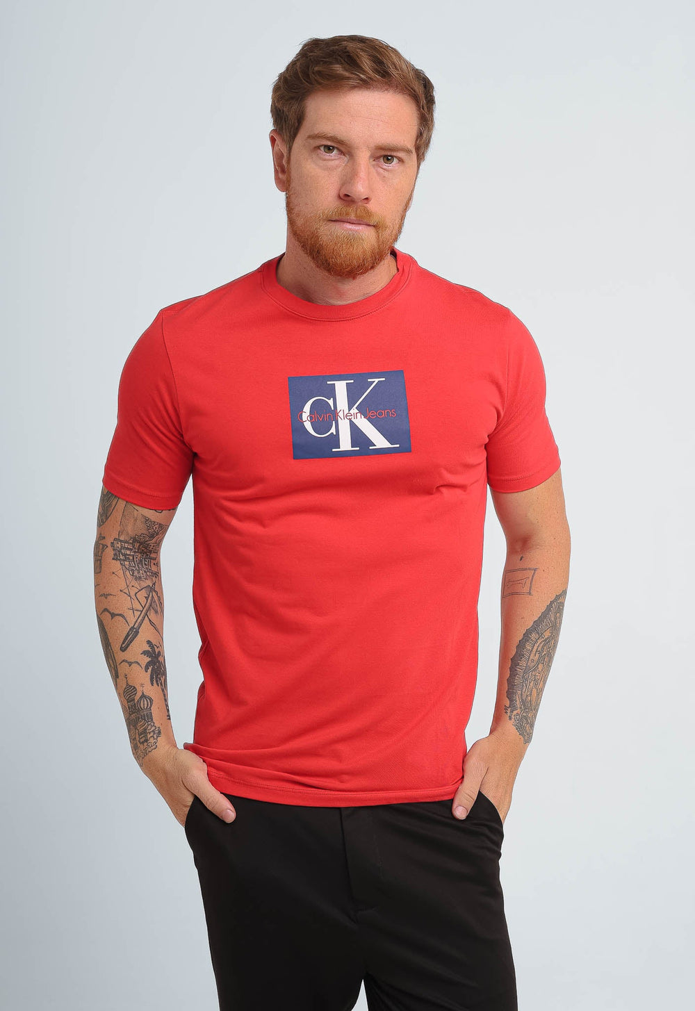 Camiseta Calvin Klein Jeans Logo Central - Sale - Henri Store