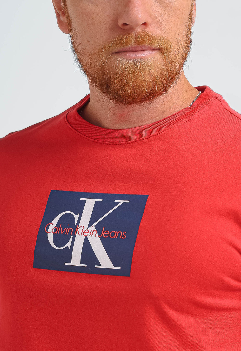 Camiseta Calvin Klein Jeans Logo Central - Sale - Henri Store