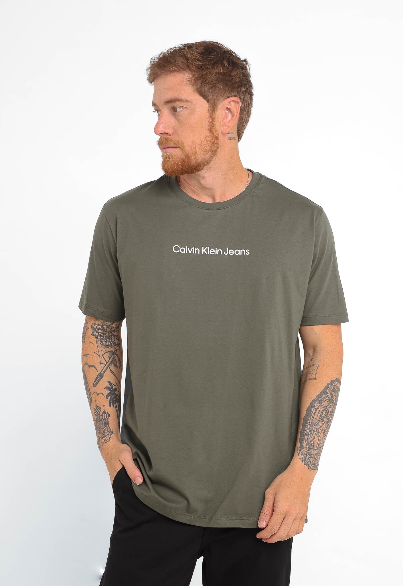 Camiseta Calvin Klein Jeans Logo Central - Sale - Henri Store