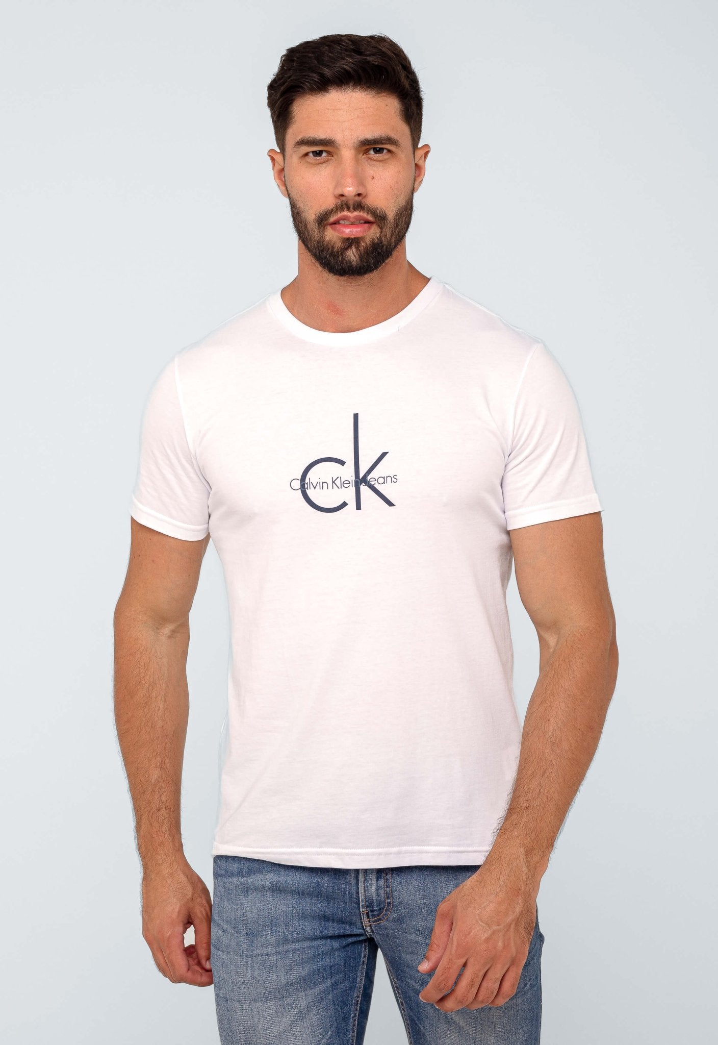 Camiseta Calvin Klein Jeans Logo Central - Sale - Henri Store