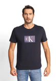 Camiseta Calvin Klein Jeans Logo Central - Sale - Henri Store