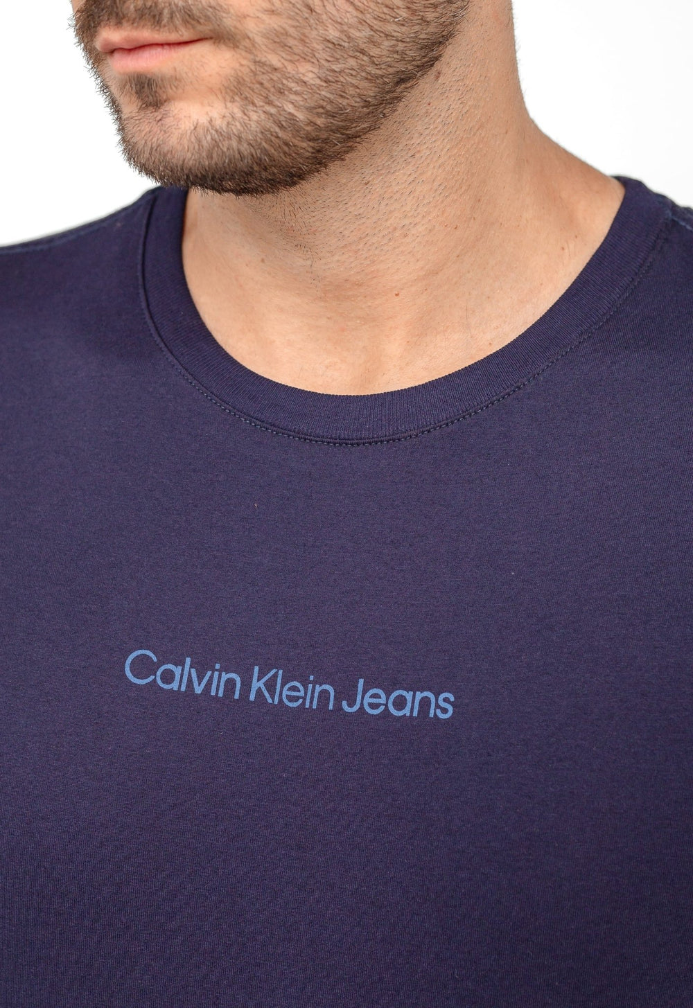 Camiseta Calvin Klein Jeans Logo Central - Sale - Henri Store
