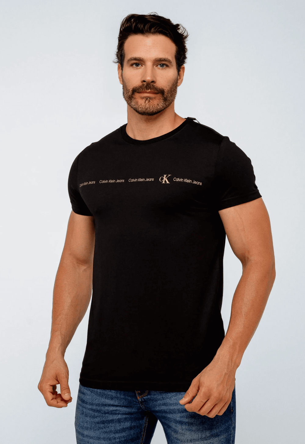 Camiseta Calvin Klein Jeans Logo Central - Henri Store