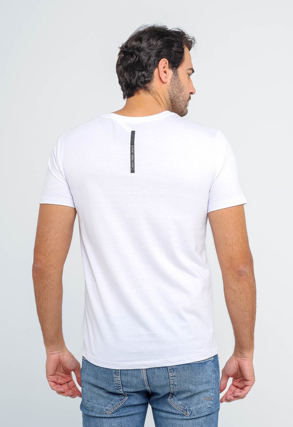 Camiseta Calvin Klein Jeans Logo Central - Henri Store