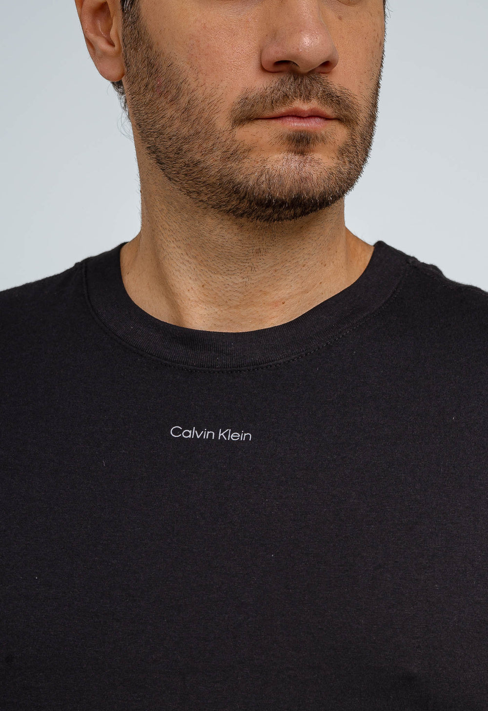 Camiseta Calvin Klein Jeans Logo Central - Henri Store
