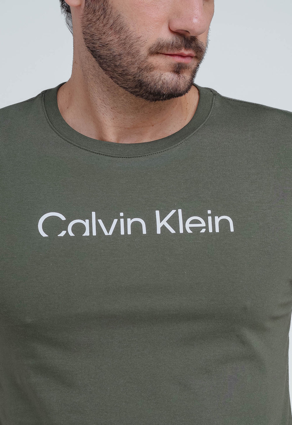Camiseta Calvin Klein Jeans Logo Central - Henri Store
