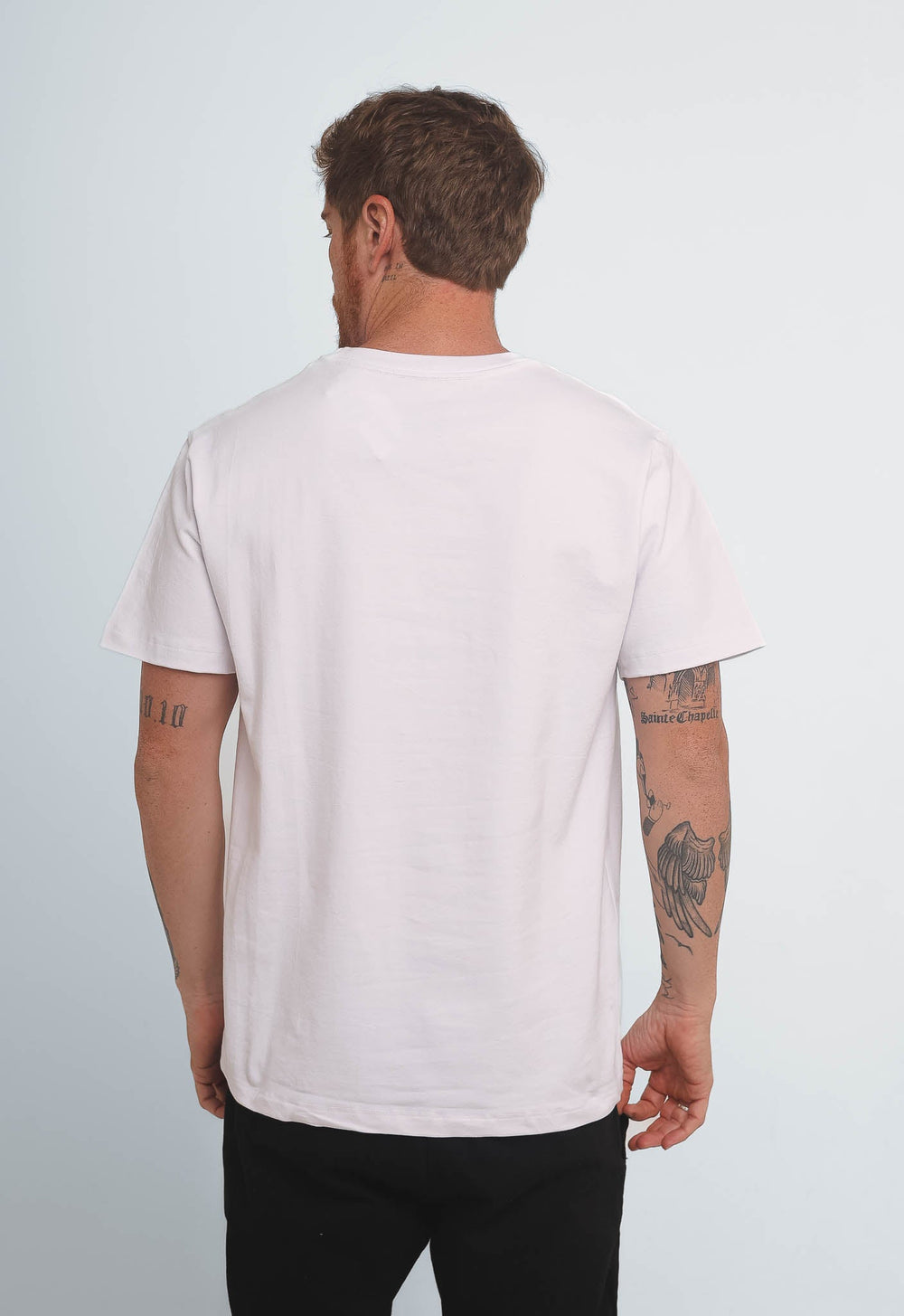 Camiseta Calvin Klein Jeans Logo Central - Henri Store
