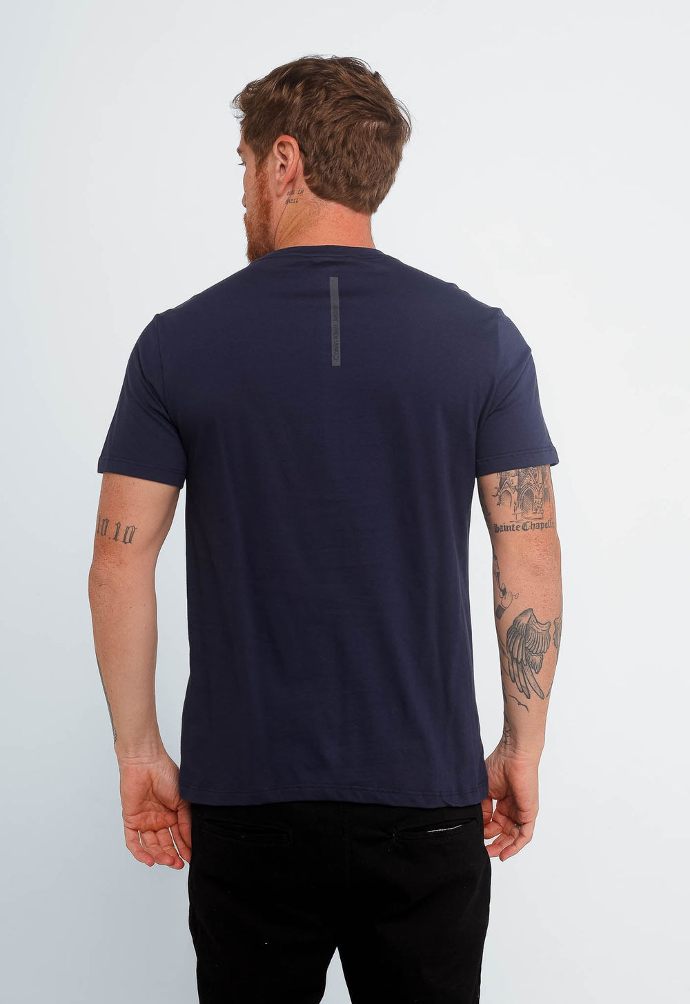 Camiseta Calvin Klein Jeans Logo Central - Henri Store