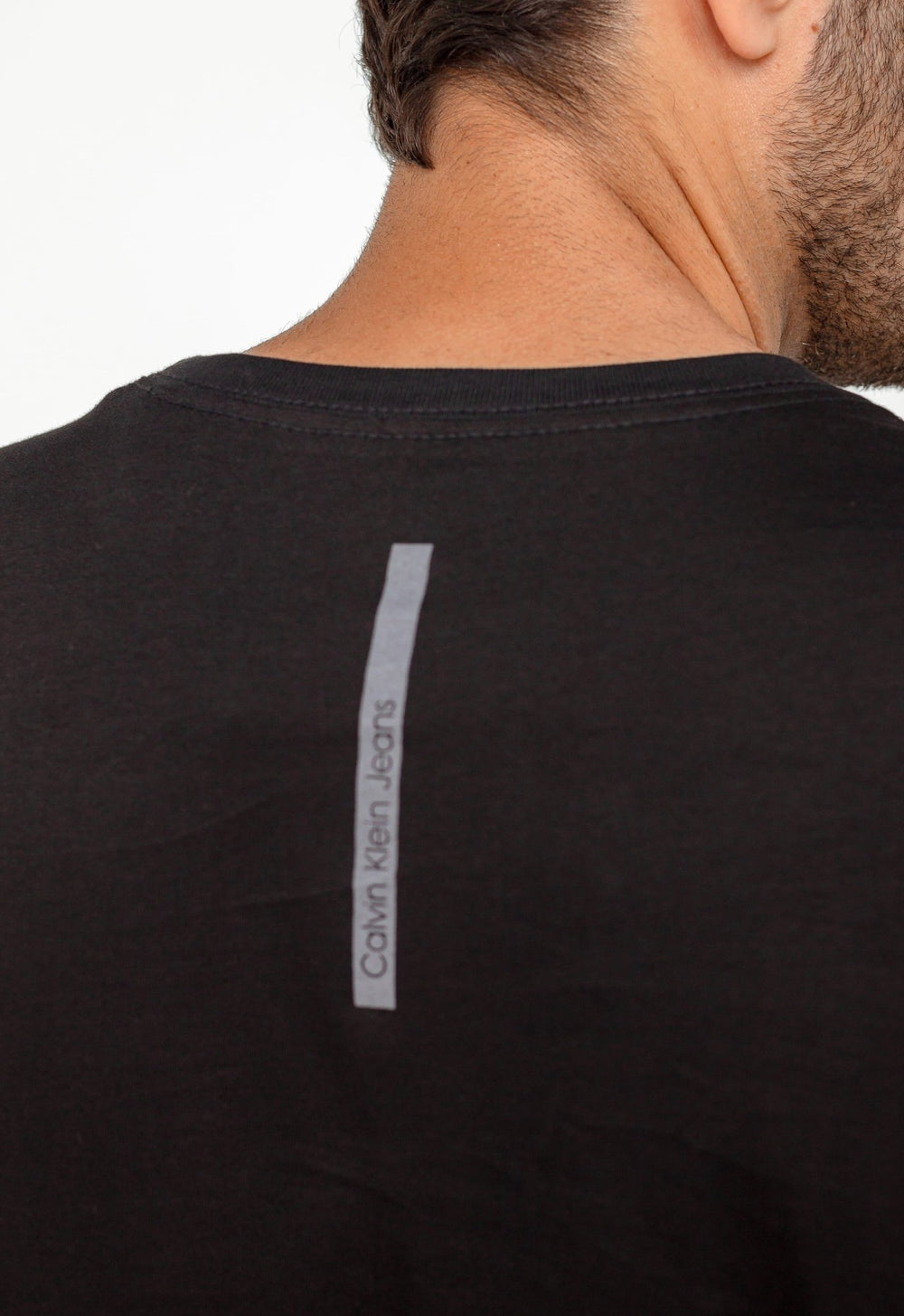 Camiseta Calvin Klein Jeans Logo Central - Henri Store