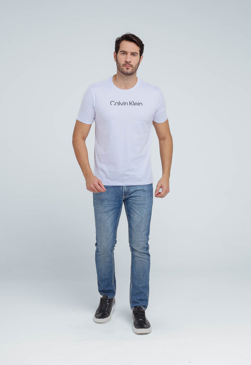 Camiseta Calvin Klein Jeans Logo Central - Henri Store