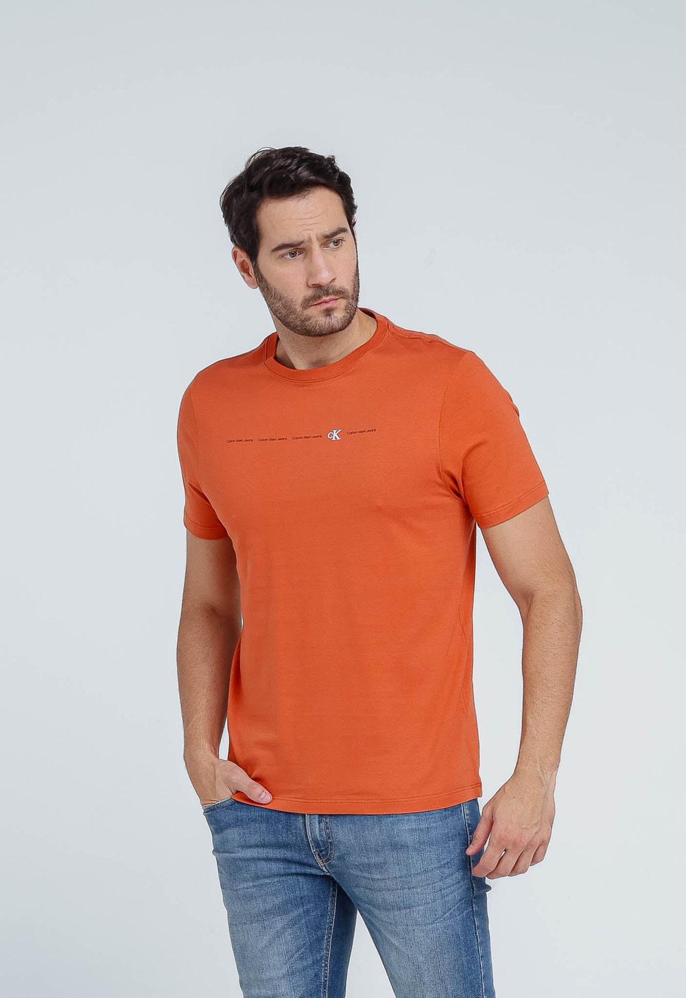 Camiseta Calvin Klein Jeans Logo Embossed - Henri Store