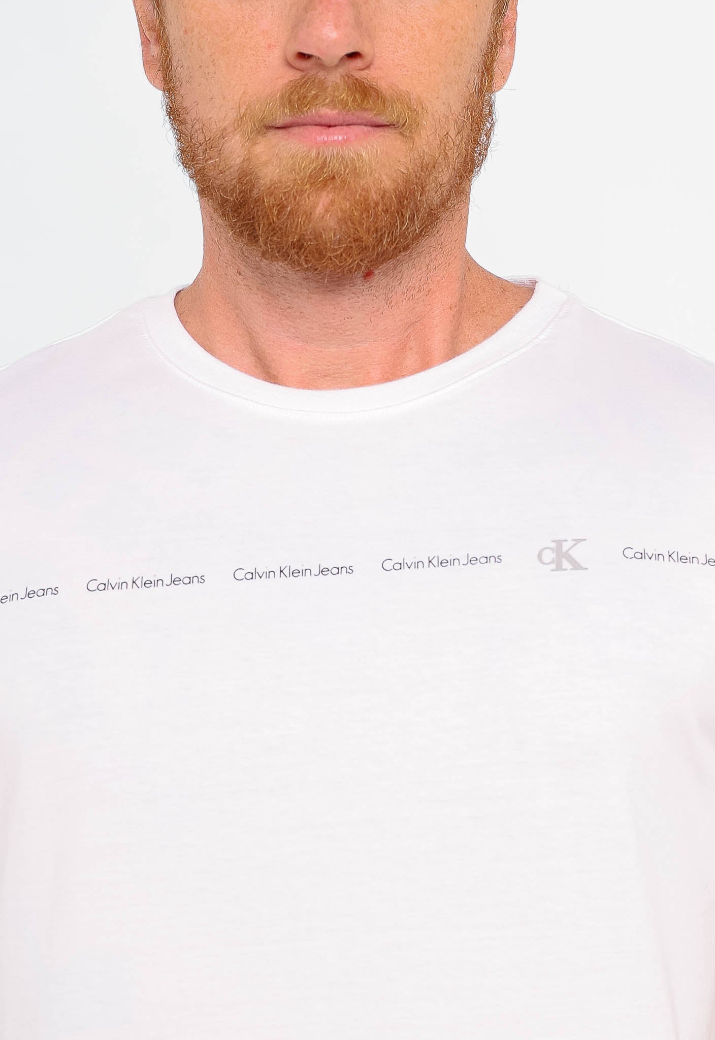 Camiseta Calvin Klein Jeans Logo Embossed - Henri Store