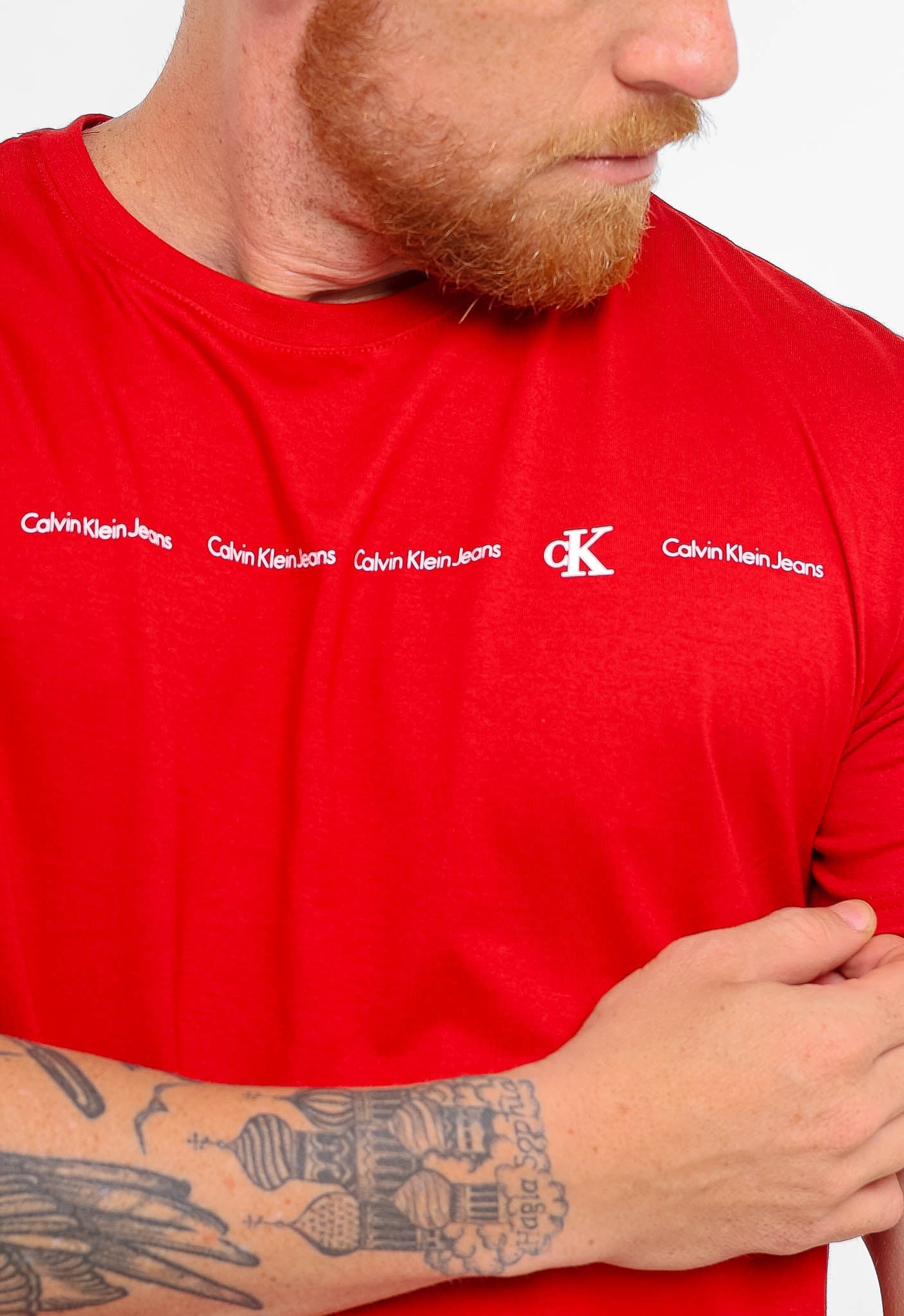 Camiseta Calvin Klein Jeans Logo Embossed - Henri Store