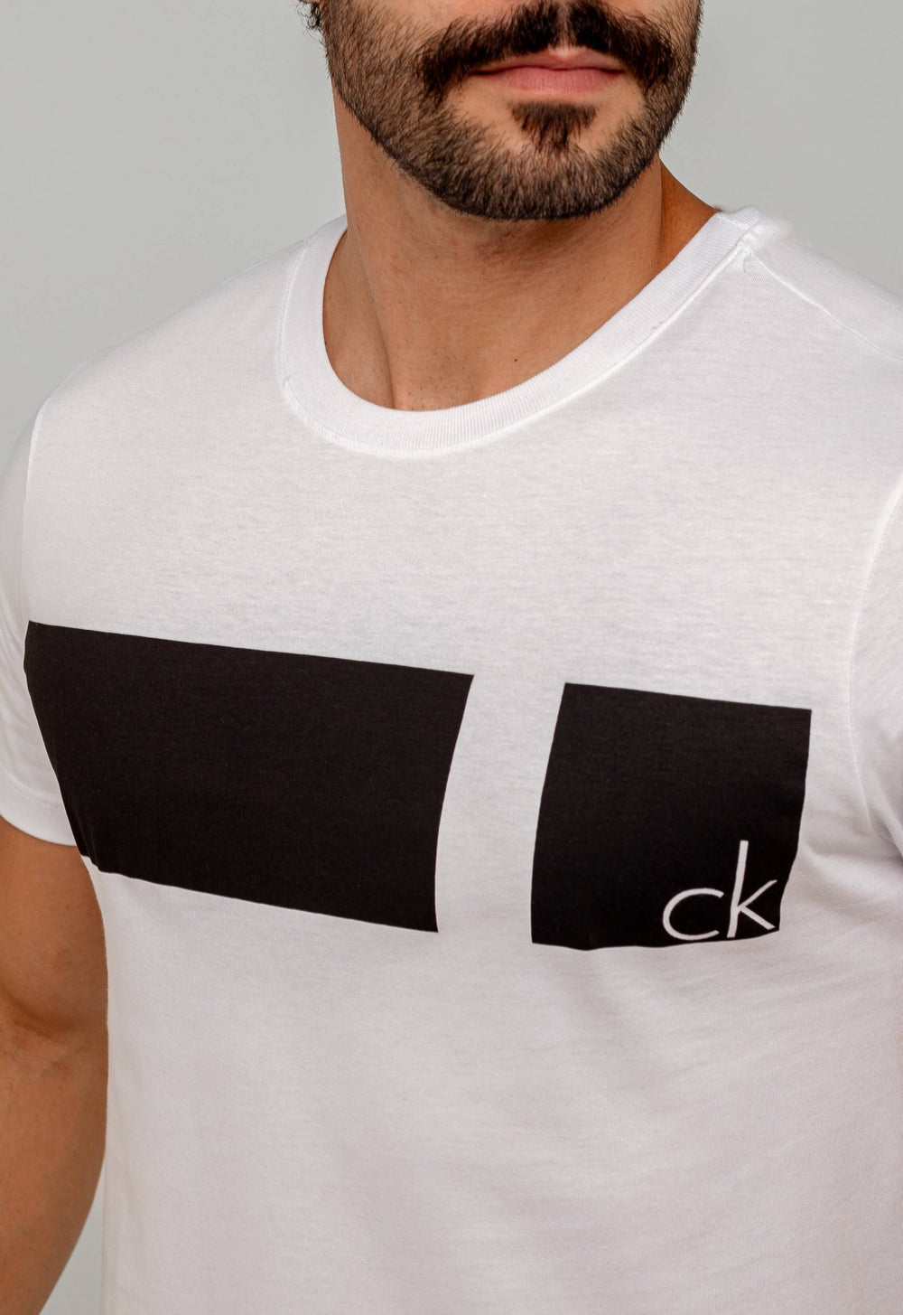 Camiseta Calvin Klein Jeans Logo Faixa - LIVE - Henri Store