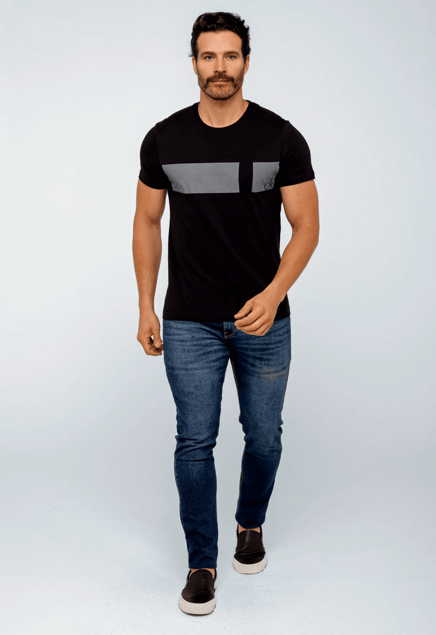 Camiseta Calvin Klein Jeans Logo Faixa - LIVE - Henri Store