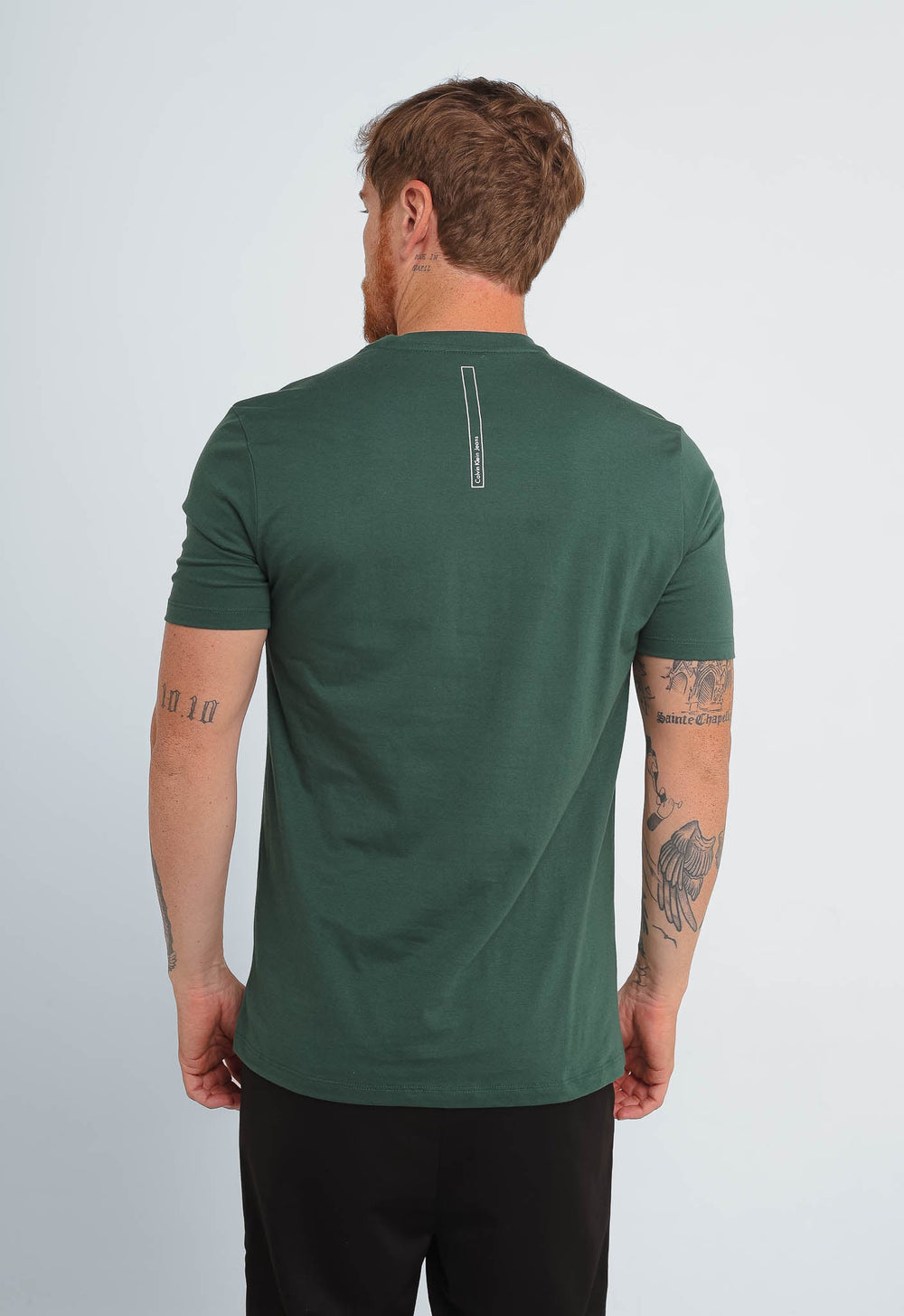 Camiseta Calvin Klein Jeans Logo Peito Básica - Sale -LIVE - Henri Store