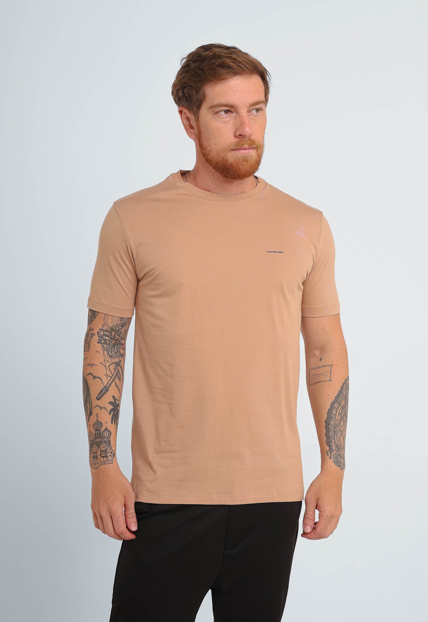 Camiseta Calvin Klein Jeans Logo Peito Básica - Sale -LIVE - Henri Store