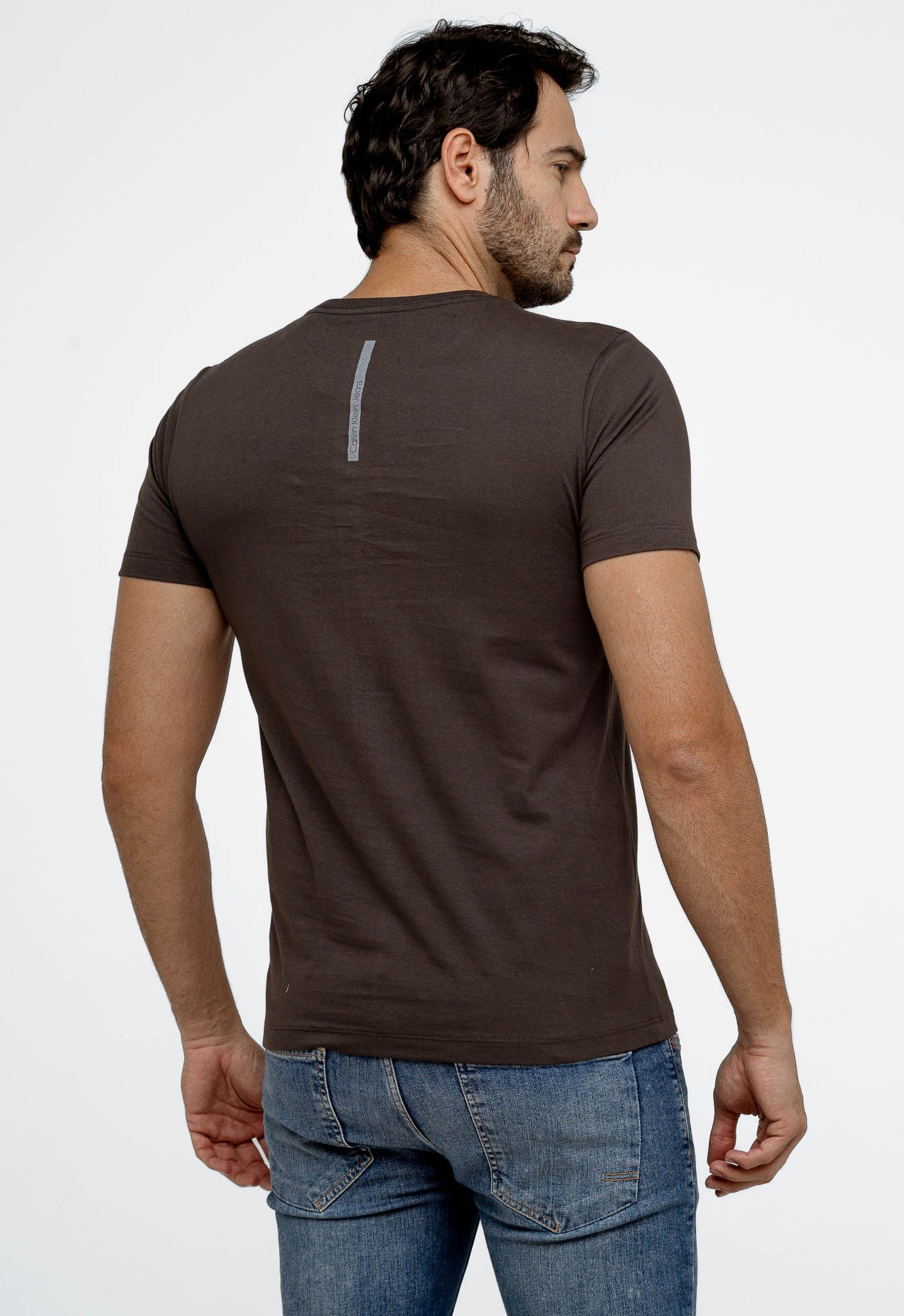 Camiseta Calvin Klein Jeans Logo Peito Básica - Sale -LIVE - Henri Store