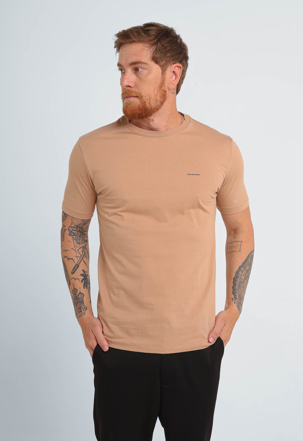 Camiseta Calvin Klein Jeans Logo Peito Básica - Sale -LIVE - Henri Store