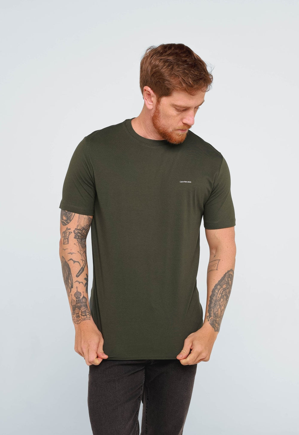 Camiseta Calvin Klein Jeans Logo Peito Básica - Sale -LIVE - Henri Store
