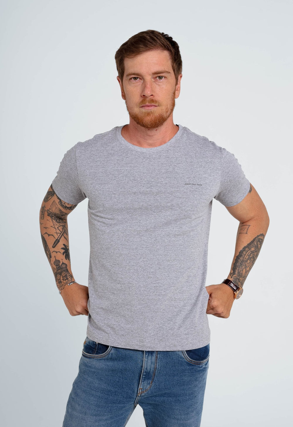 Camiseta Calvin Klein Jeans Logo Peito Básica - Sale -LIVE - Henri Store
