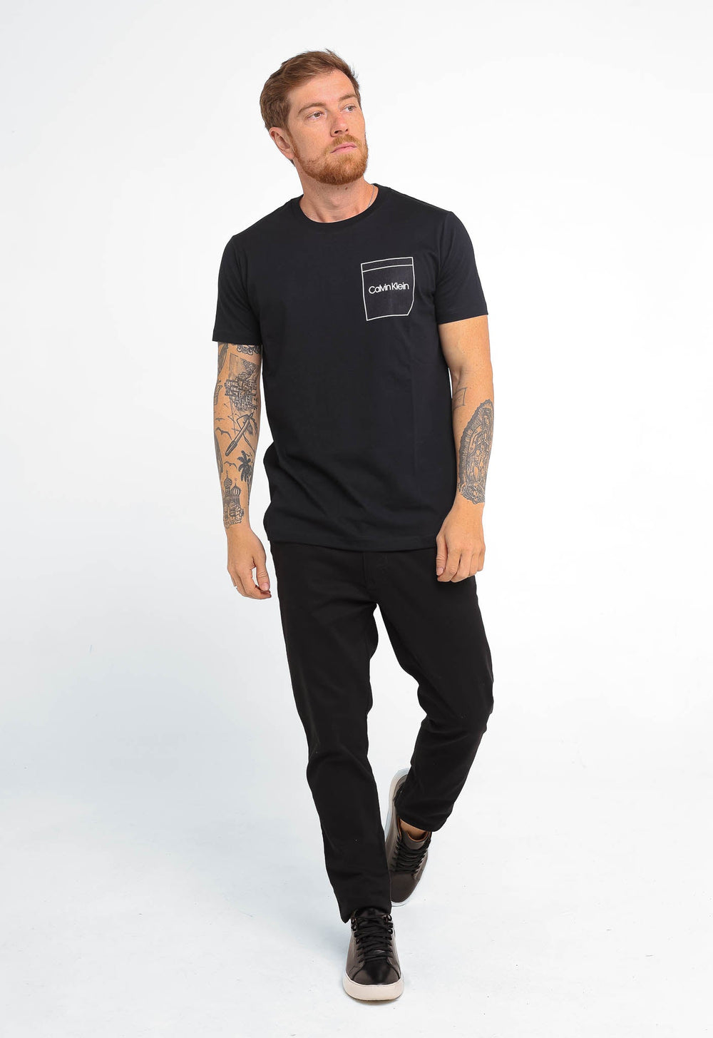 Camiseta Calvin Klein Jeans Logo Peito Emborrachado - Henri Store