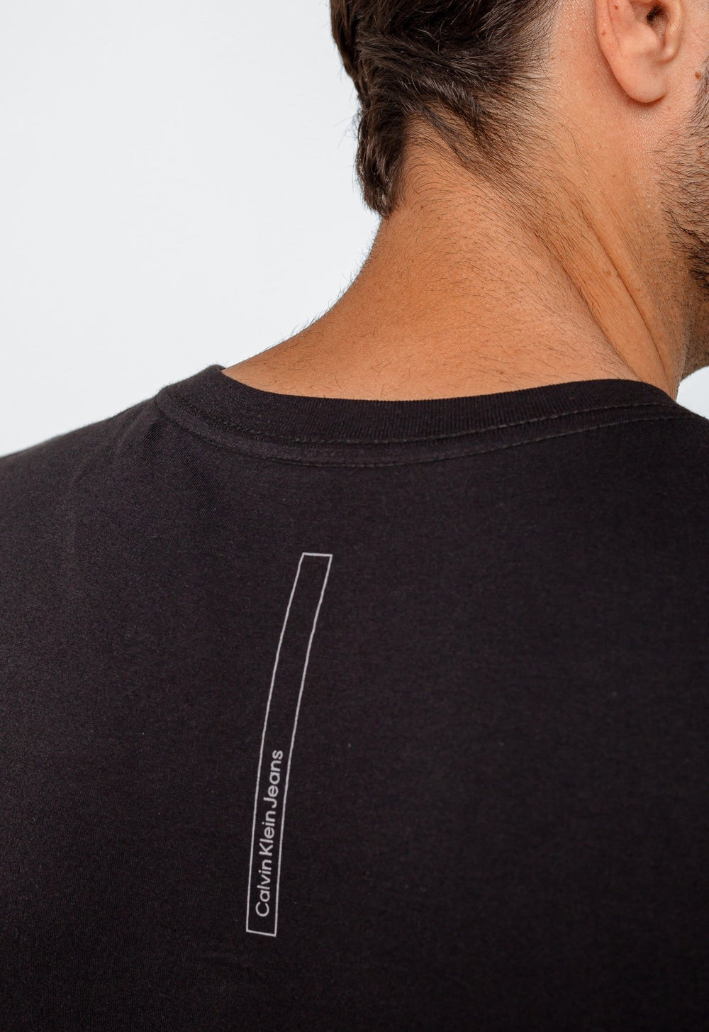 Camiseta Calvin Klein Jeans Logo Peito - Live - Henri Store