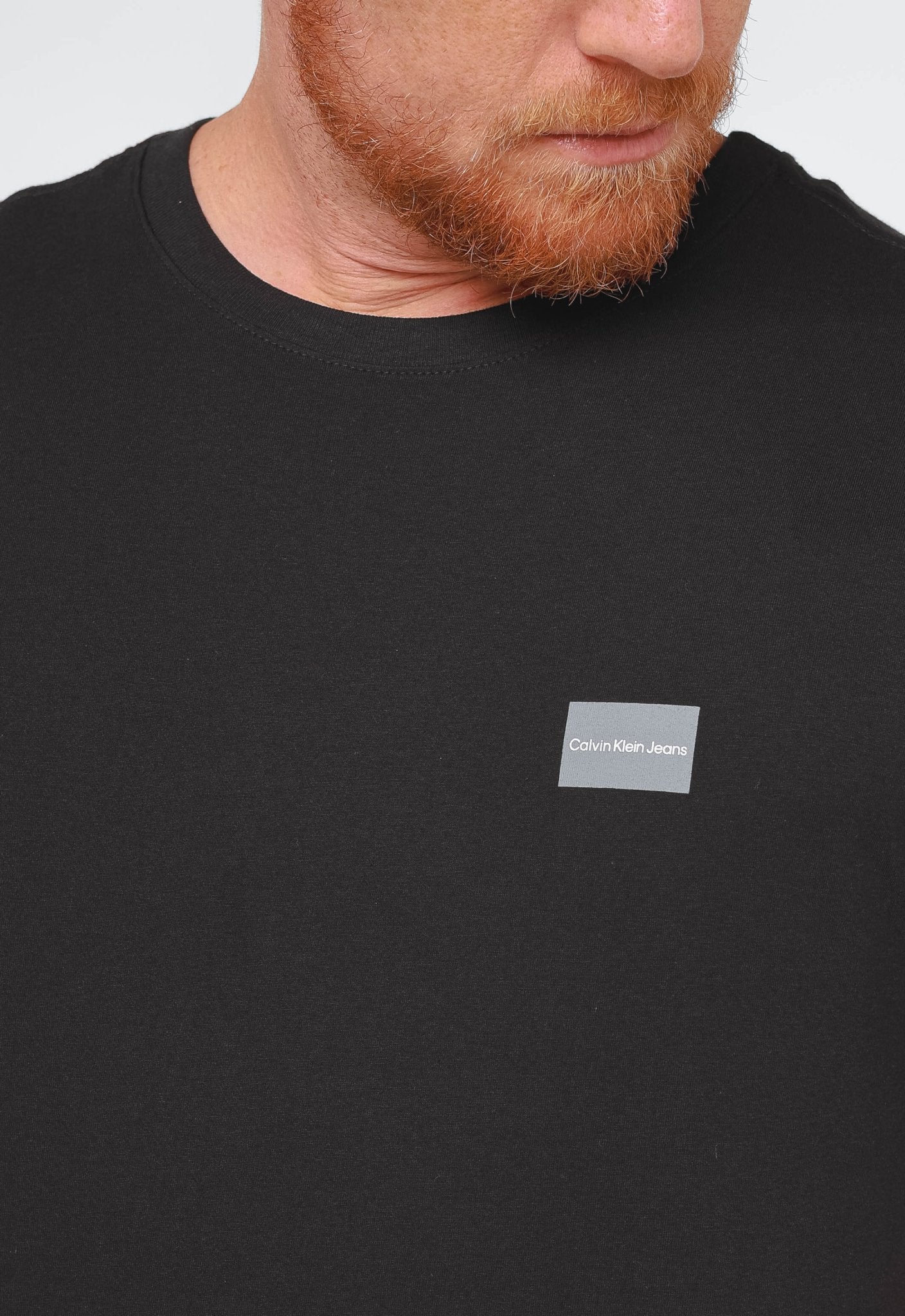Camiseta Calvin Klein Jeans Logo Peito Quadrada - Sale - Henri Store