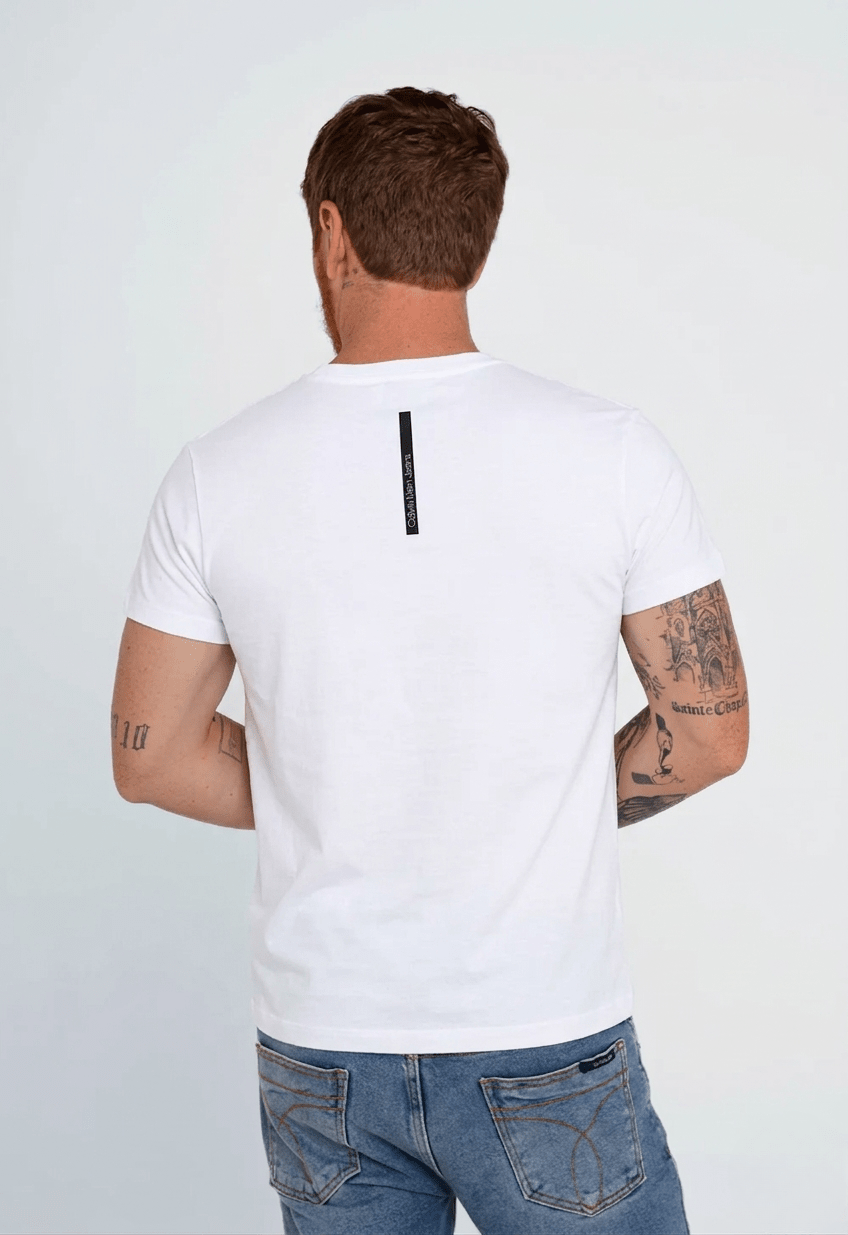 Camiseta Calvin Klein Jeans Logo Peito Quadrada - Sale - Henri Store
