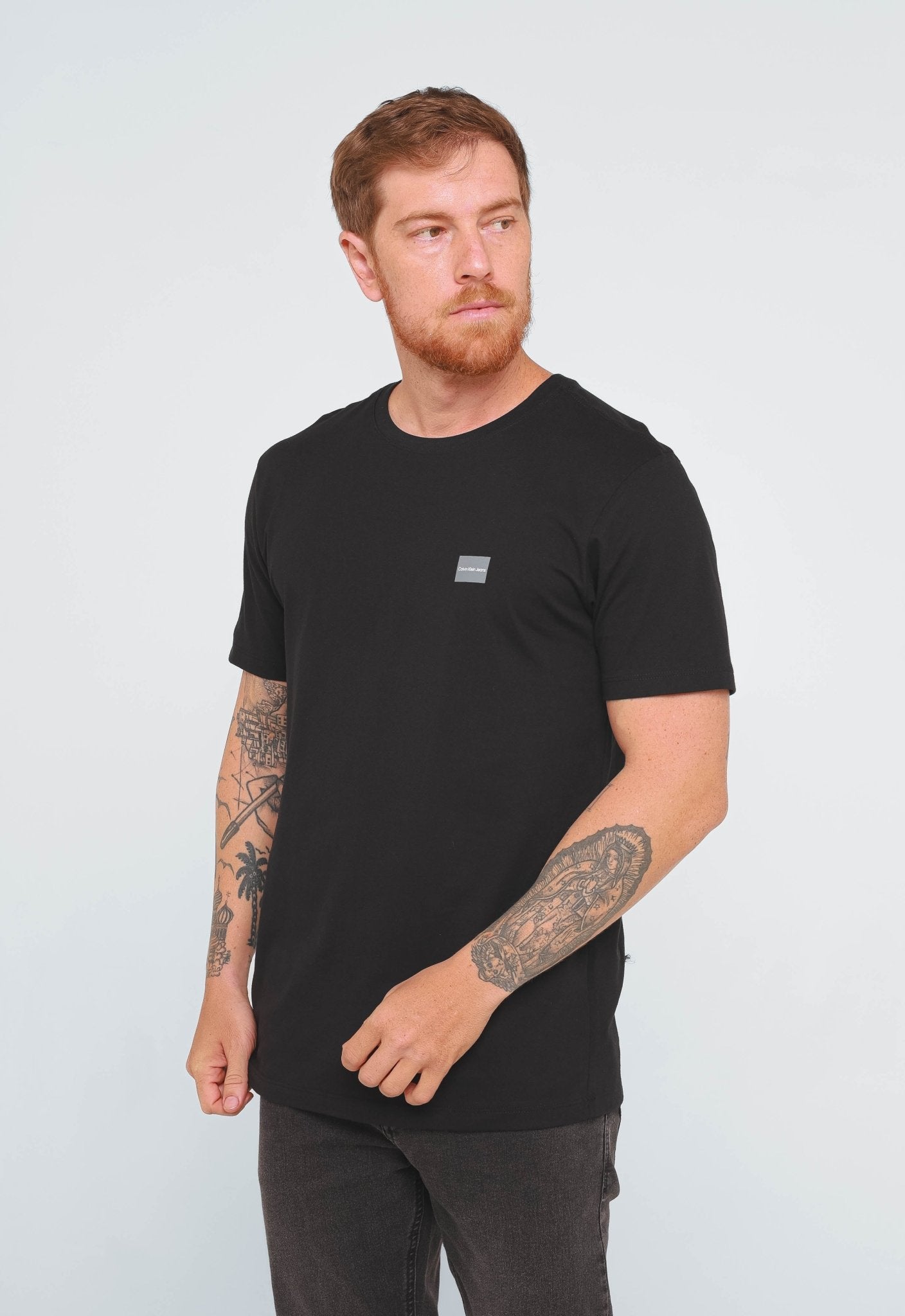 Camiseta Calvin Klein Jeans Logo Peito Quadrada - Sale - Henri Store