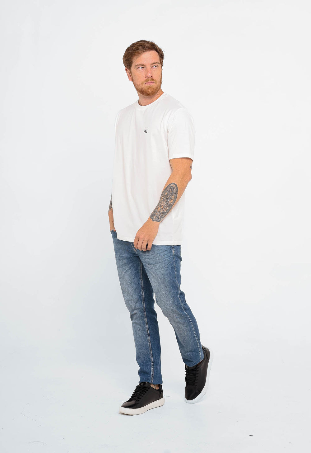 Camiseta Calvin Klein Jeans Logo Peito - Sale - Henri Store