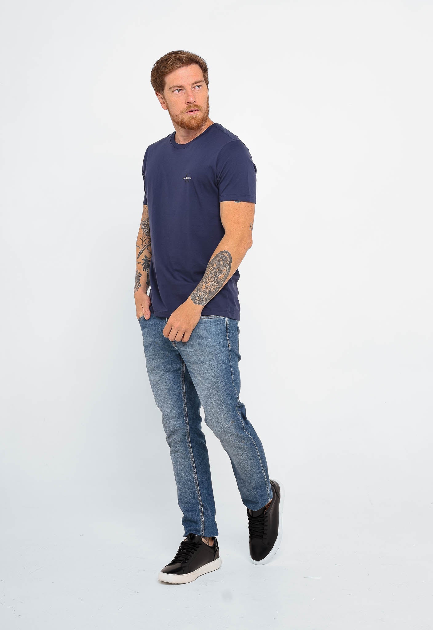 Camiseta Calvin Klein Jeans Logo Peito - Henri Store