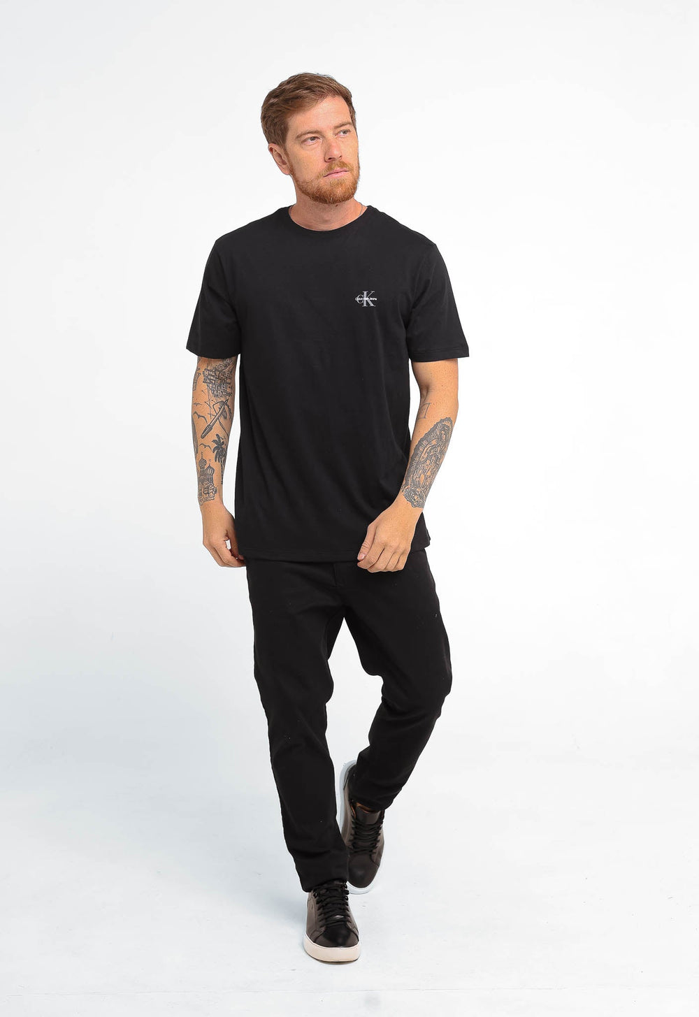Camiseta Calvin Klein Jeans Logo Peito - Henri Store
