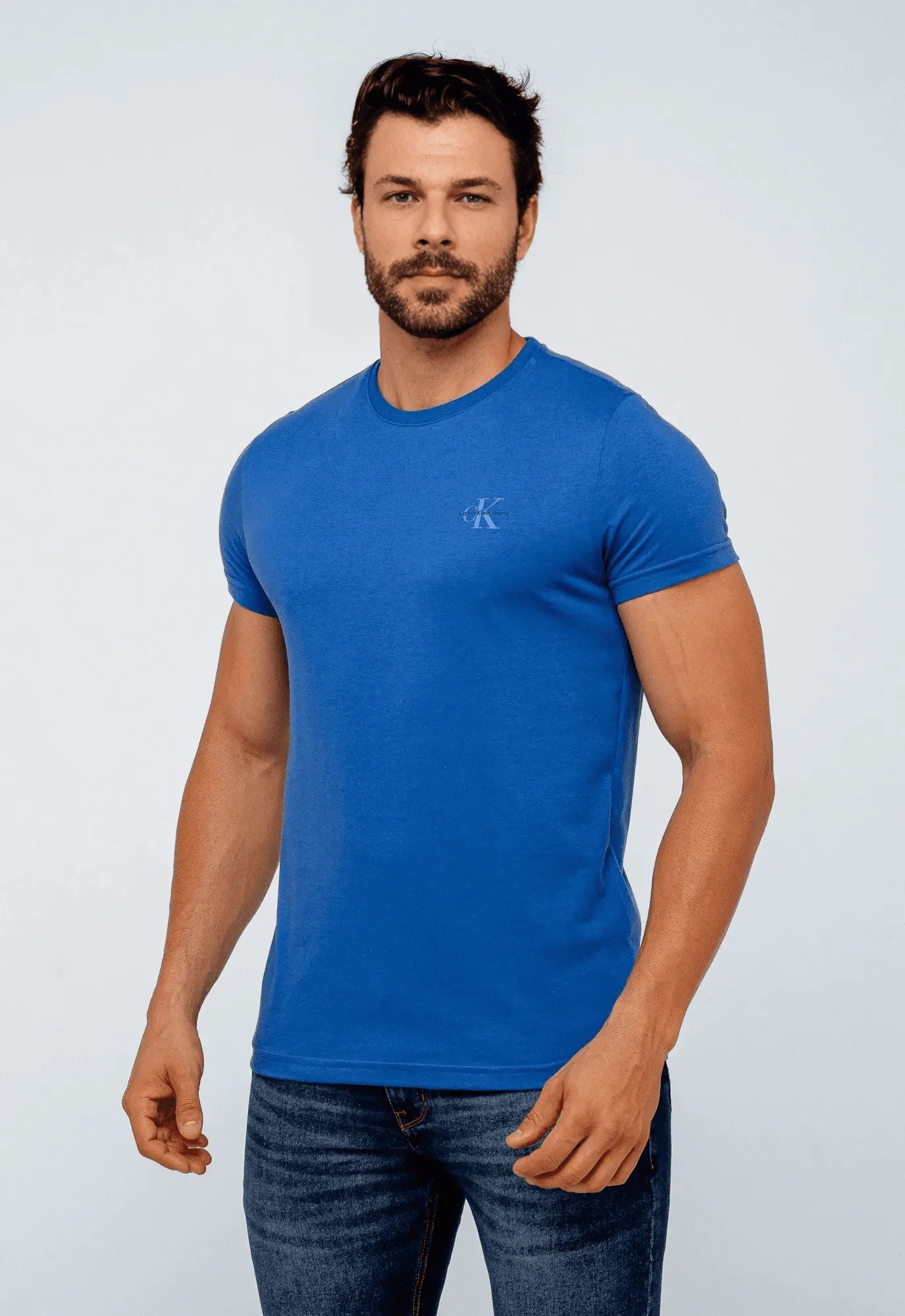 Camiseta Calvin Klein Jeans Logo Peito - Henri Store