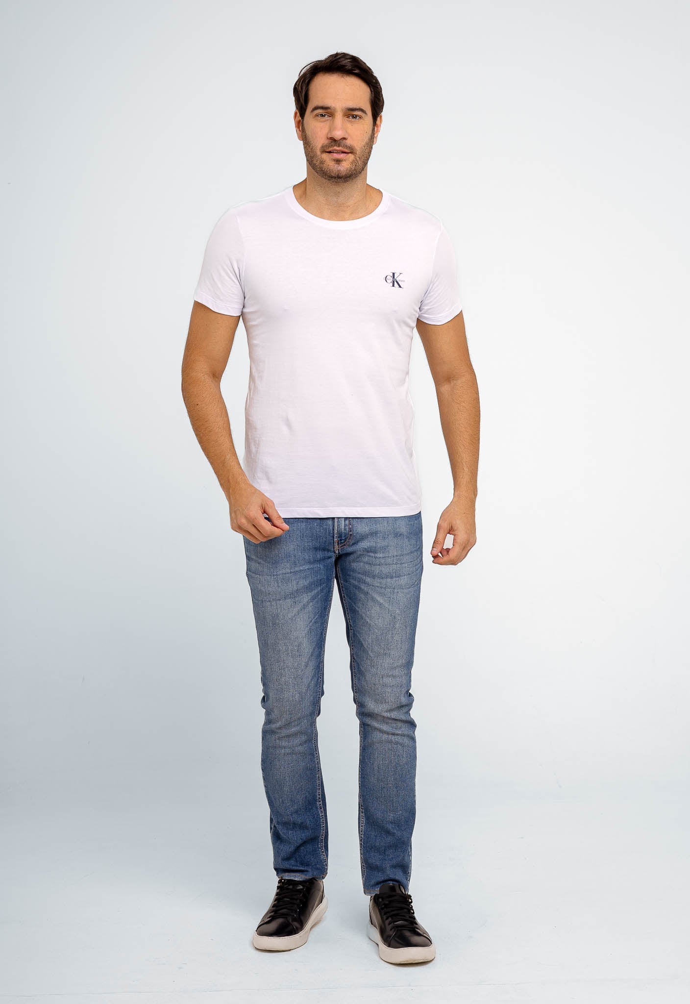 Camiseta Calvin Klein Jeans Logo Peito - Henri Store