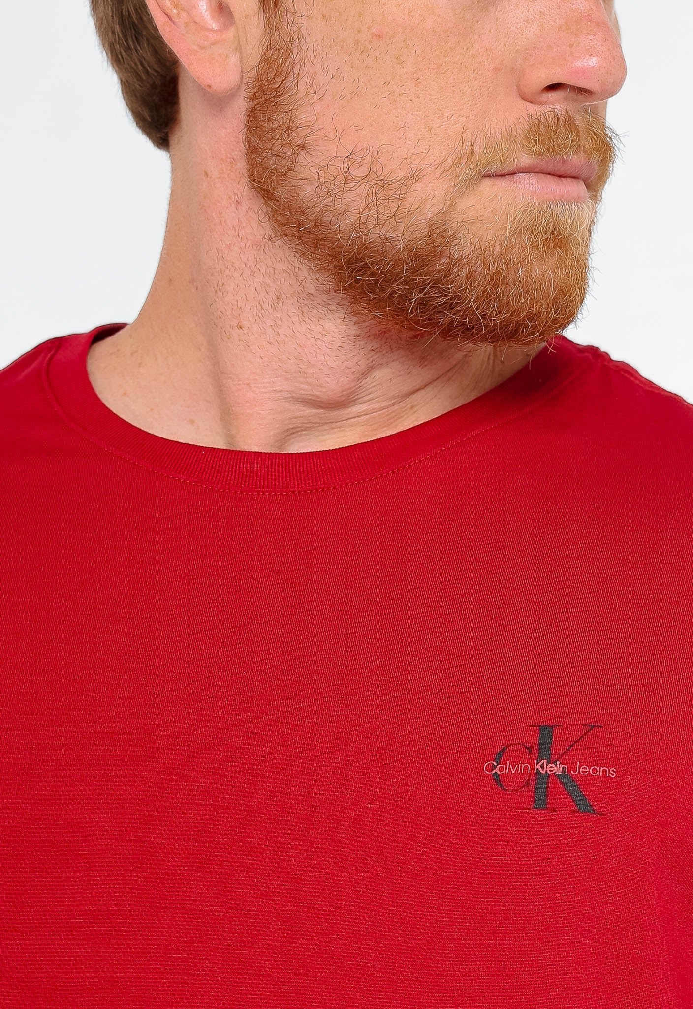 Camiseta Calvin Klein Jeans Logo Peito - Henri Store