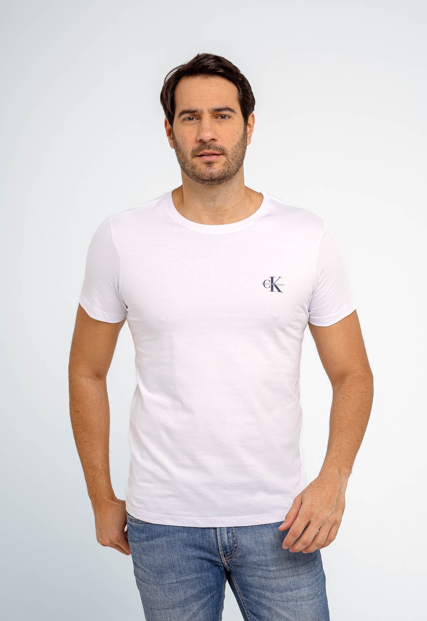 Camiseta Calvin Klein Jeans Logo Peito - Henri Store